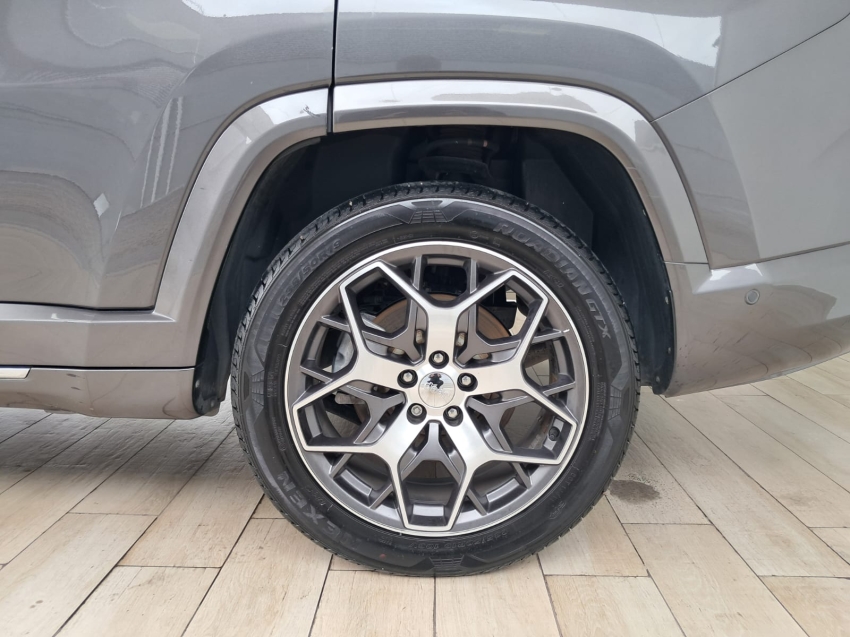 jeep commander 1.3 t270 turbo flex overland at6 4p semiautomatico 202219