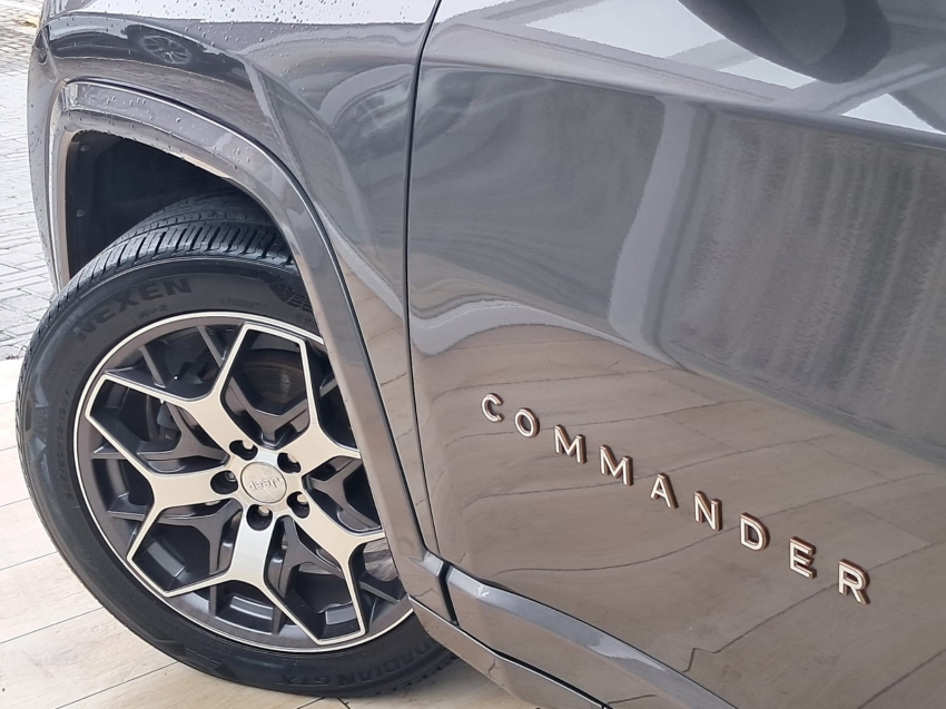 jeep commander 1.3 t270 turbo flex overland at6 4p semiautomatico 202226