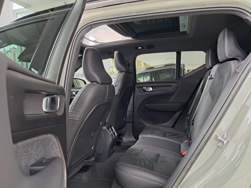 volvo xc40 p8 recharge twin electric ultimate awd 2.0 eletrico 4p automatico 202317