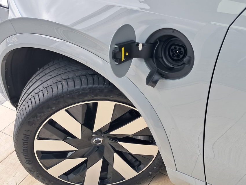 volvo xc90 2.0 t8 recharge ultimate awd geartronic hibrido 4p automatico 202429