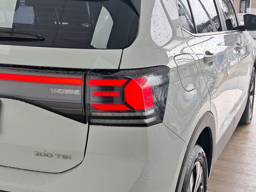 volkswagen t-cross 1.0 200 tsi total flex automatico 4p 202524