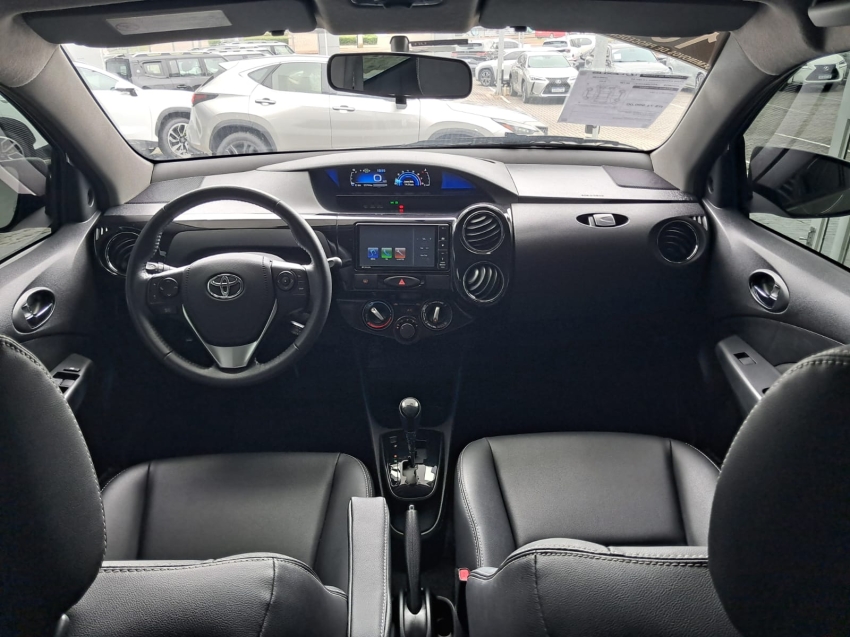 toyota etios cross 1.5 16v flex 4p automatico 20188