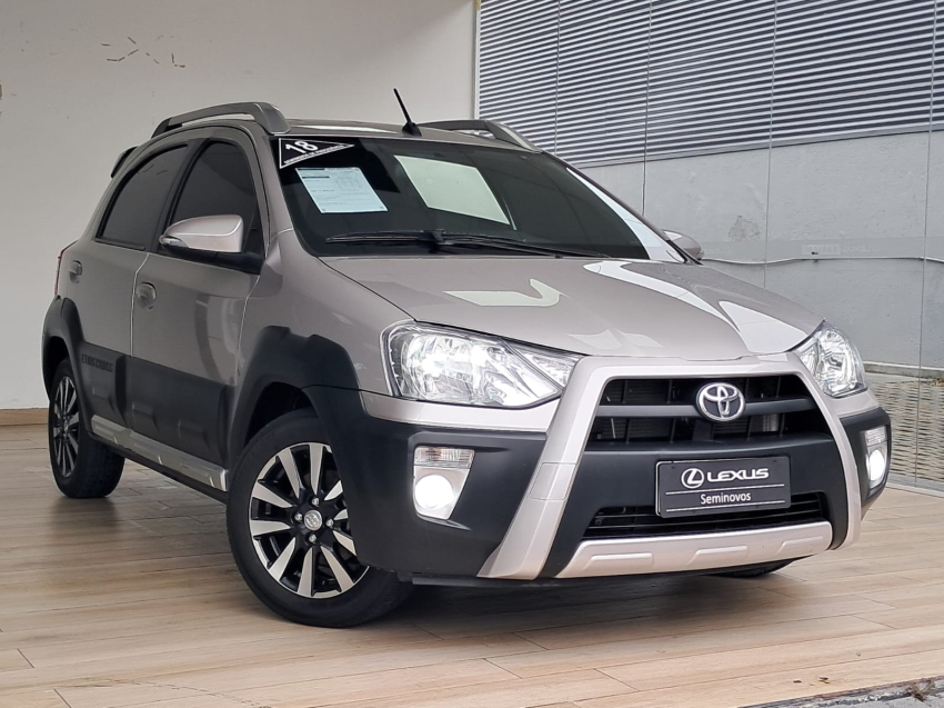 toyota etios cross 1.5 16v flex 4p automatico 20180