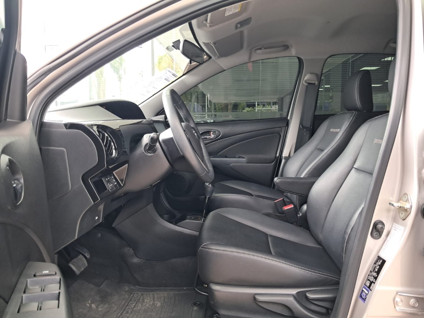 toyota etios cross 1.5 16v flex 4p automatico 201813