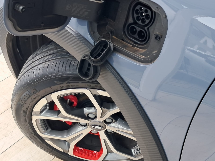 gwm ora 03 63 kw eletrico gt 2.0 4p automatico 20246
