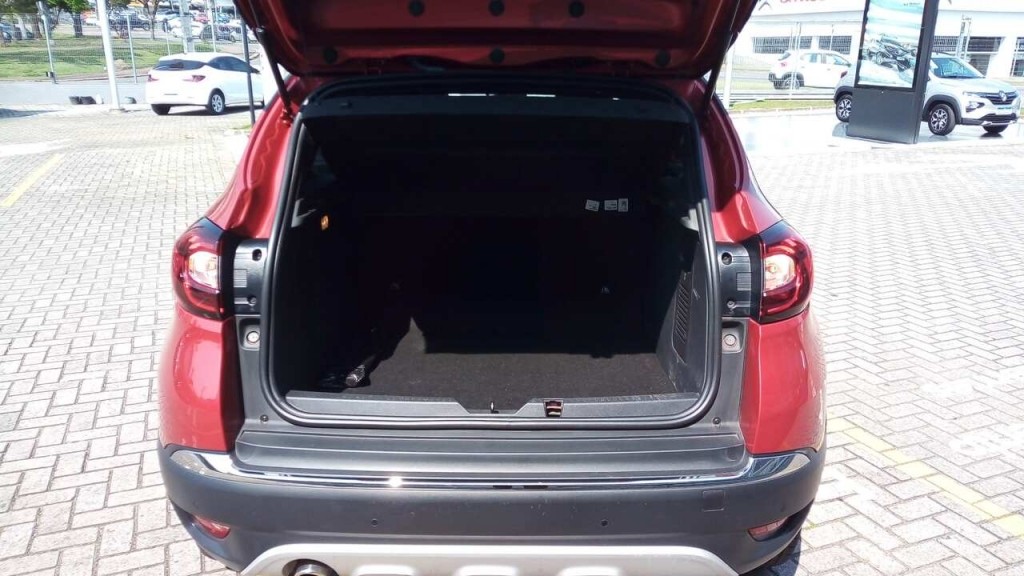 captur bose 1.6 16v sce cvt x-tronic8