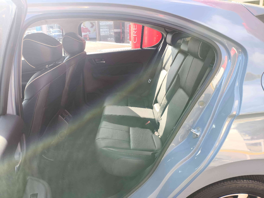 city hatch touring 1.5 16v cvt flex automatico 2022/2212