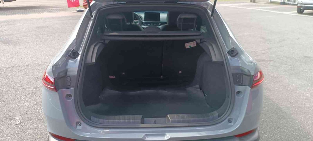 fastback impetus 200 1.0 tb cvt 2023/23