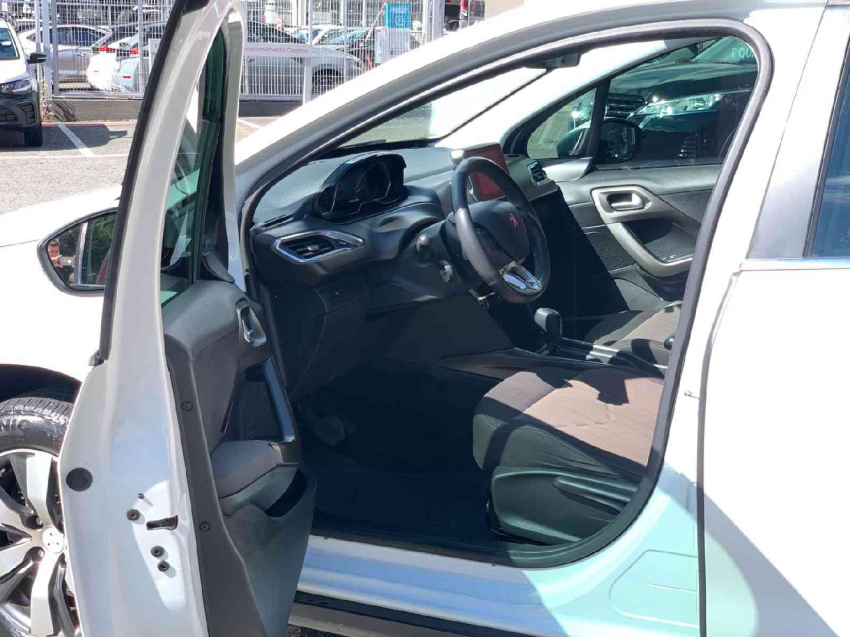 peugeot 2008 1.6 16v flex griffe 4p automatico 2018