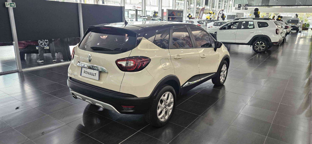 captur zen 1.6 16v sce flex manual 2017/18