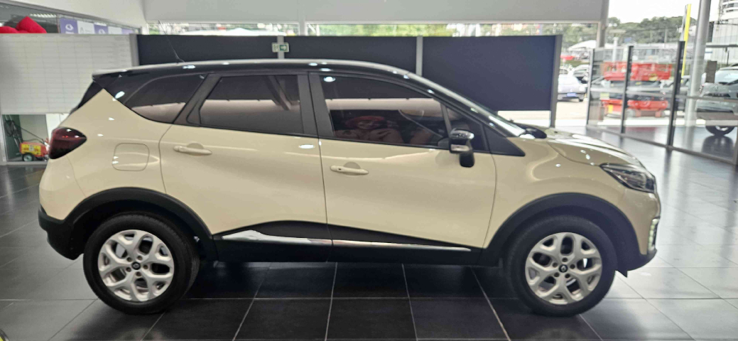 captur zen 1.6 16v sce flex manual 2017/18