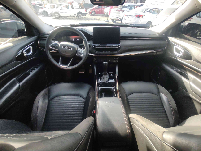 commander limited t270 4x2 1.3 at  flex automatico 2022/22