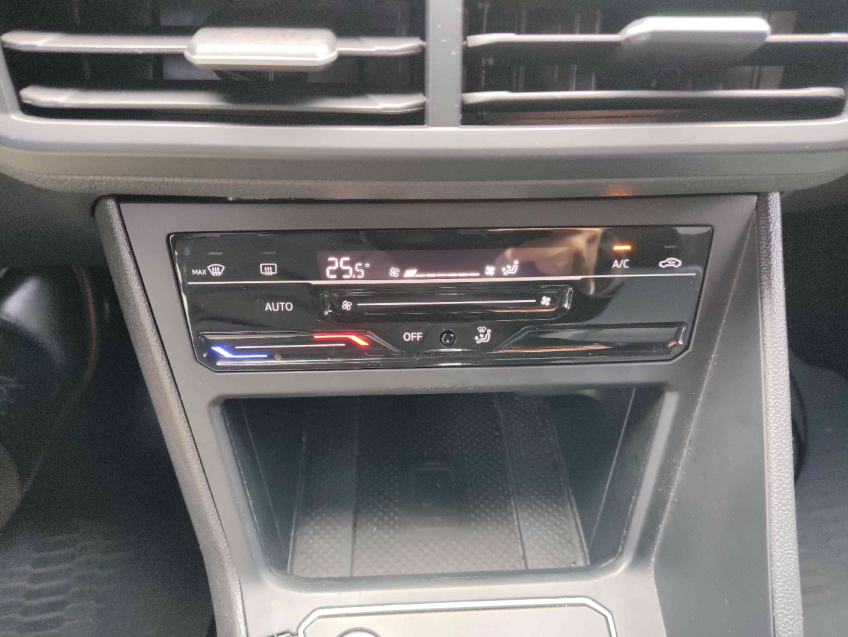 nivus highline 200 1.0 12v tsi at6