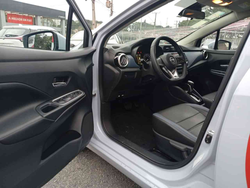 versa exclusive 1.6 16v cvt flex automatico 2024/25