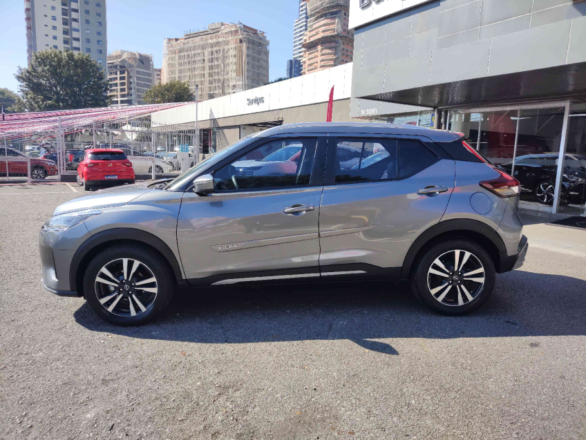 kicks 1.6 exclusive cvt flex automatico 2023/23