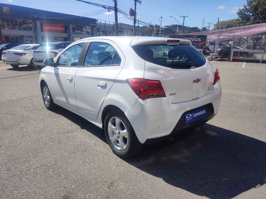 onix activ 1.4 8v mt6 eco flex manual 2019/19