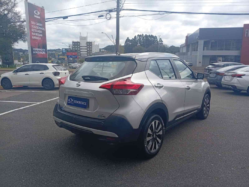 kicks sl 1.6 16v flex automatico 2017/18