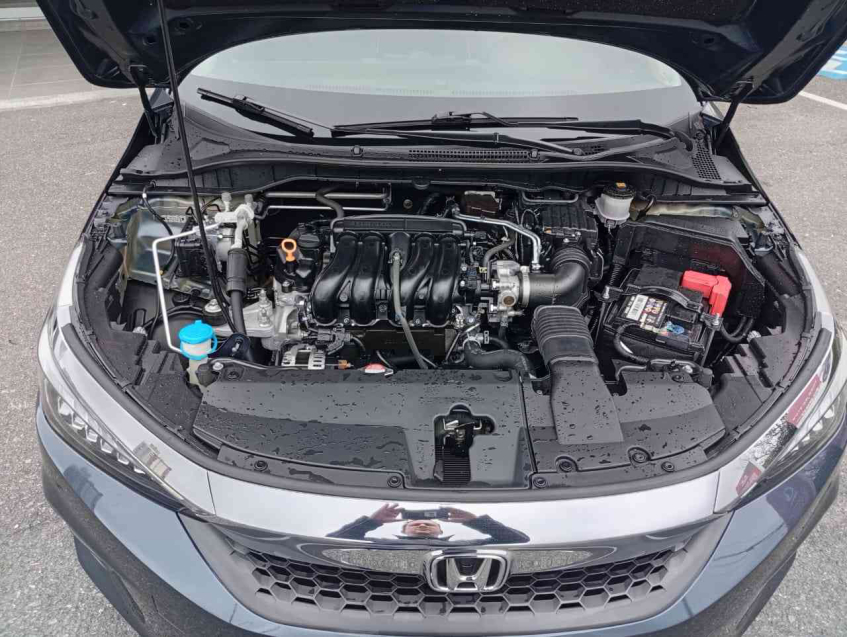 city hatch touring 1.5 16v cvt  2022/23