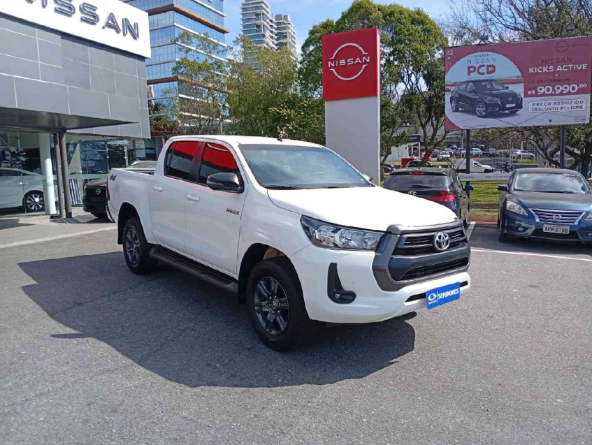 hilux cd dsl 4x4 sr at diesel automatico 2023/24