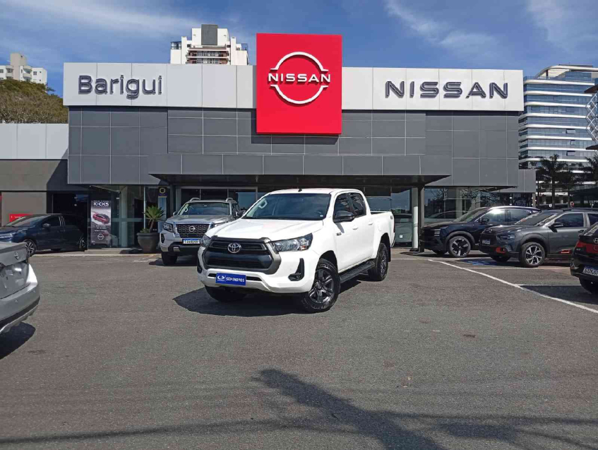 hilux cd dsl 4x4 sr at diesel automatico 2023/24