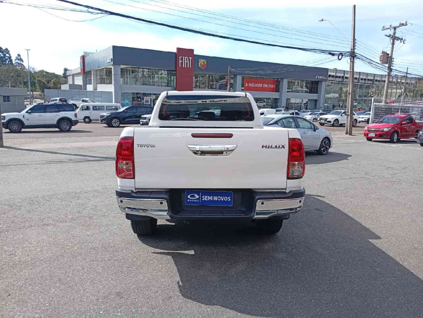 hilux cd dsl 4x4 sr at diesel automatico 2023/24