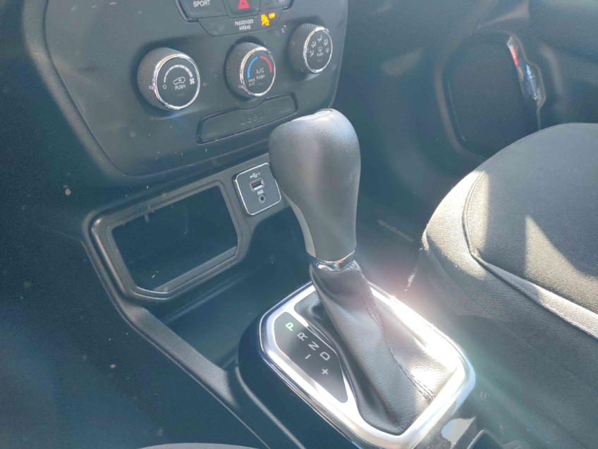 renegade sport 1.8 16v at6  flex 2021/21
