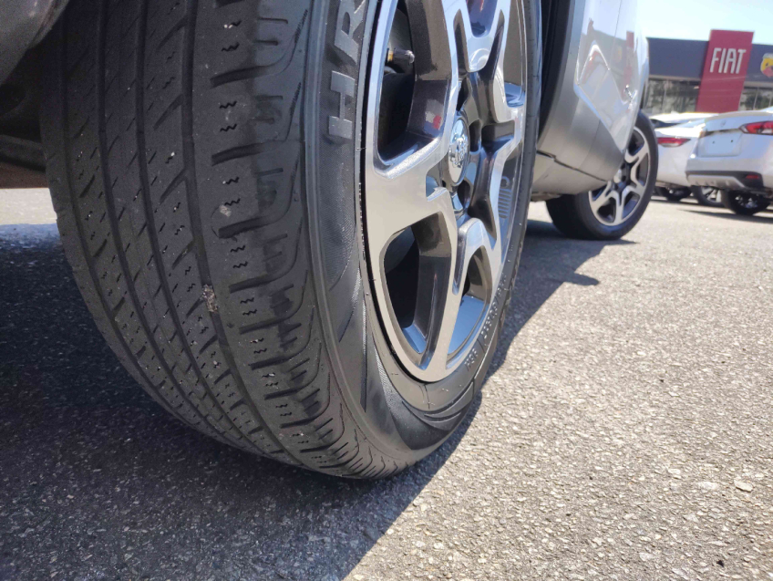 renegade sport 1.3 t270 gse at6 flex automatico 2023/23