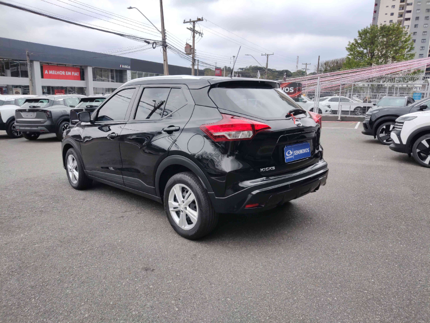 kicks 1.6 16v active cvt  flex automatico 2021/22