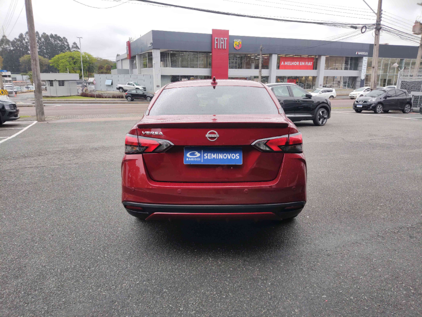 nissan versa 1.6 16v flex exclusive xtronic 4p automatico 2025