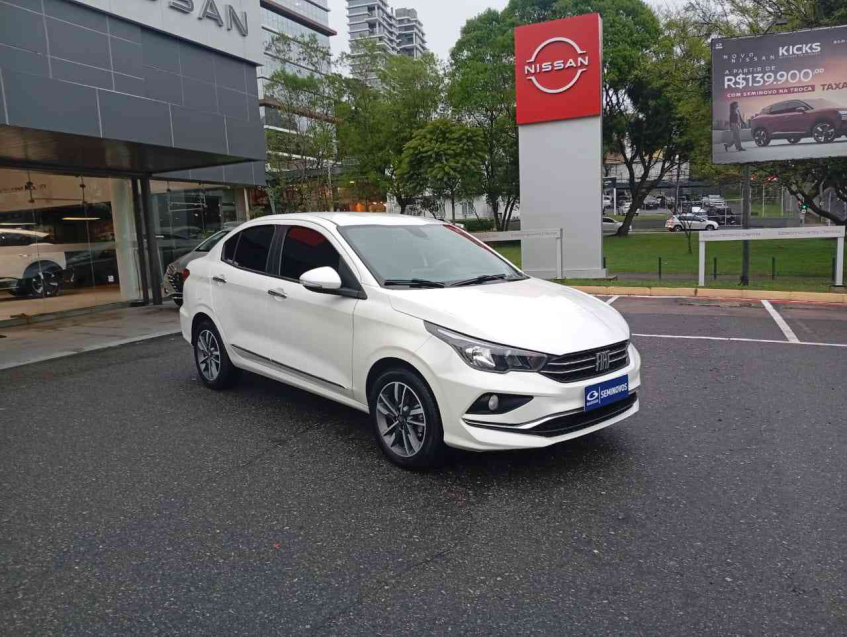 fiat cronos precision 1.3 at6