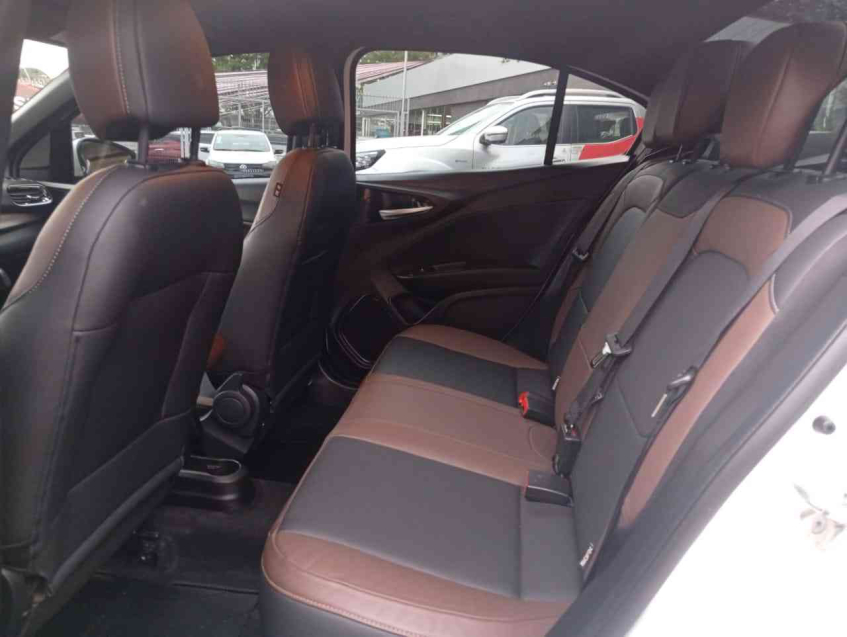 fiat cronos precision 1.3 at6