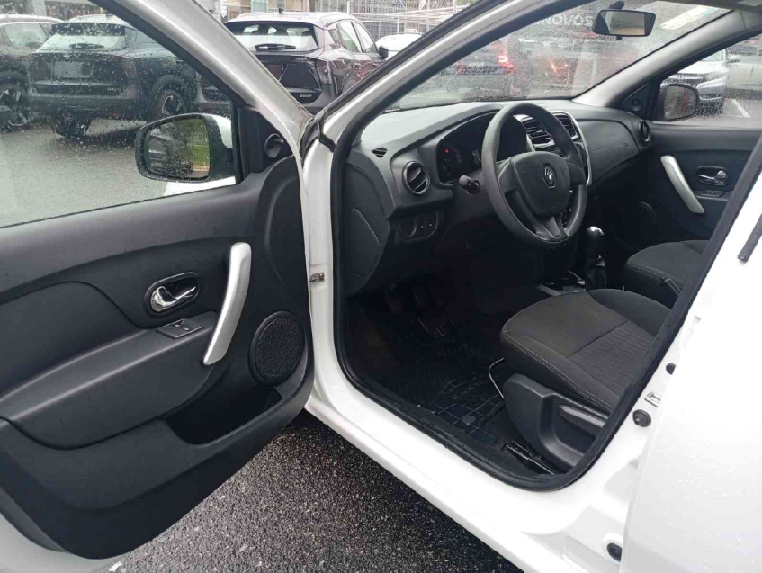 renault sandero expression 1.0 sce