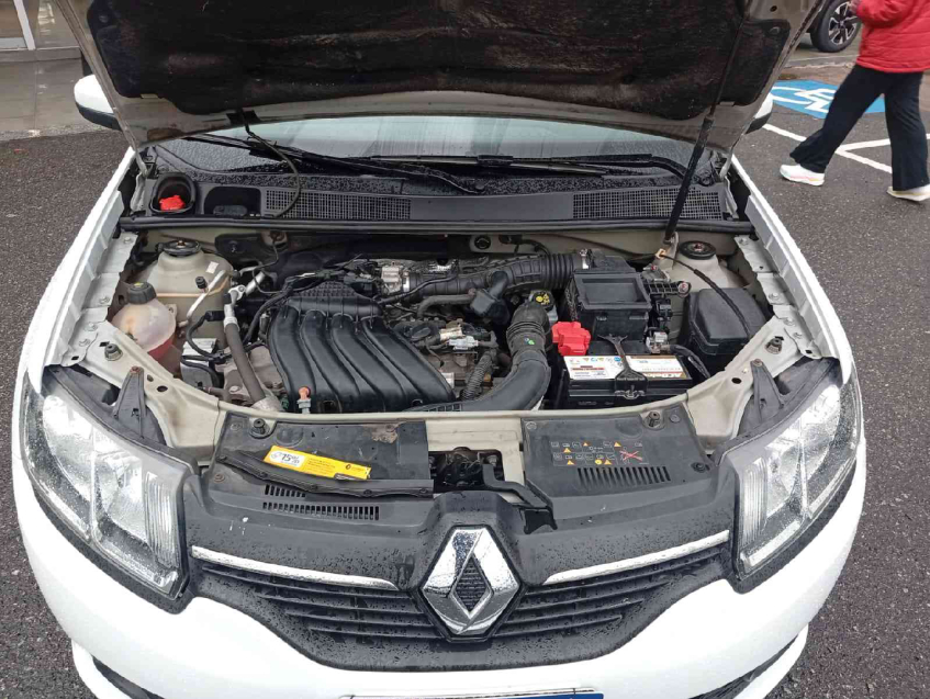 renault sandero expression 1.0 sce