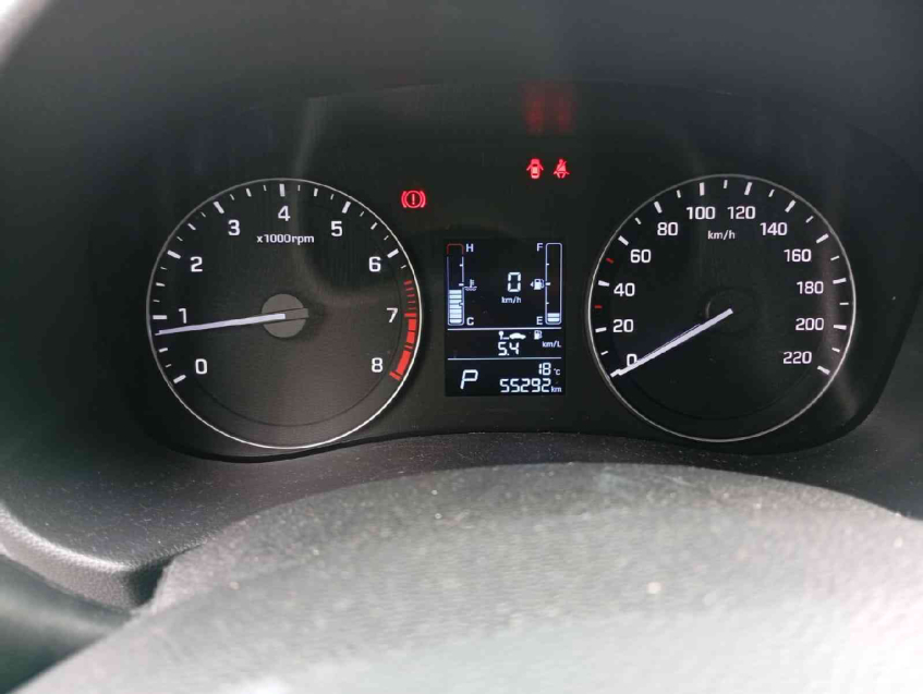 hyundai creta action 1.6 at6