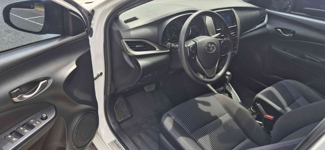 toyota yaris 1.5 16v flex xl plus connect multidrive 4p automatico 2022