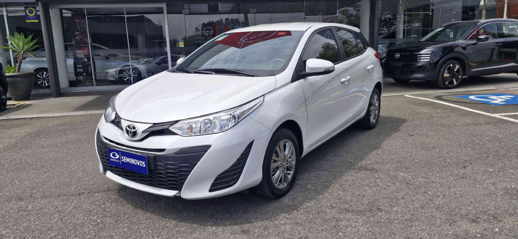 toyota yaris 1.5 16v flex xl plus connect multidrive 4p automatico 2022