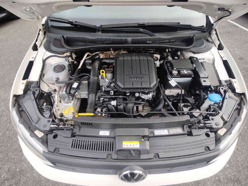 polo track 1.0 12v flex manual 2023/239 polo track 1.0 12v flex manual 2023/239