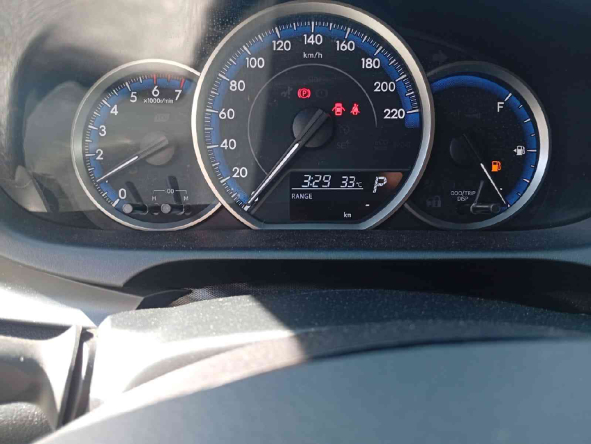 toyota yaris 1.5 16v flex xl multidrive 4p automatico 2025
