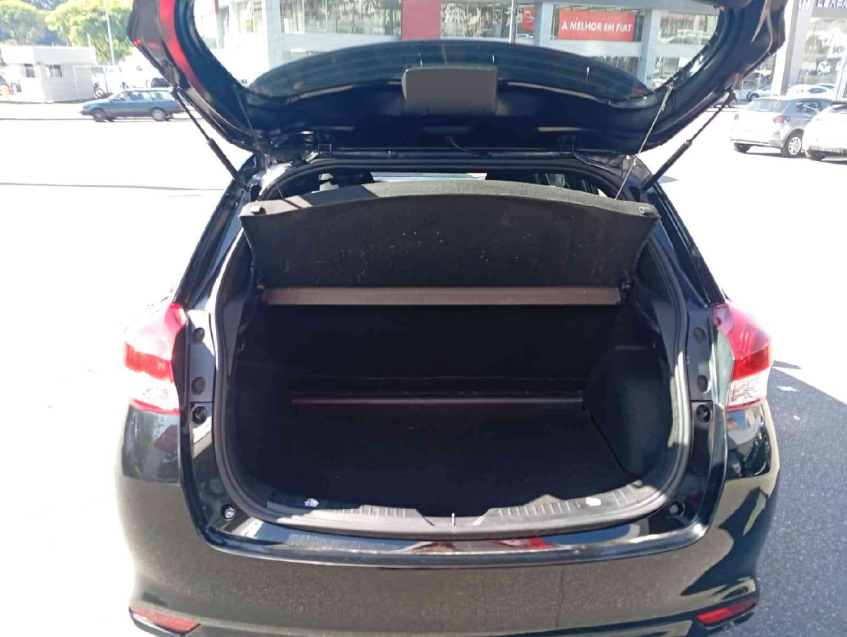 toyota yaris 1.5 16v flex xl multidrive 4p automatico 2025