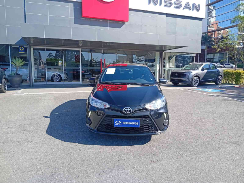 toyota yaris 1.5 16v flex xl multidrive 4p automatico 2025