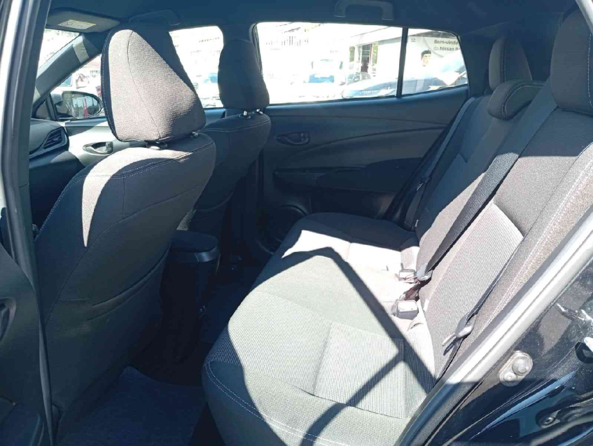toyota yaris 1.5 16v flex xl multidrive 4p automatico 2025
