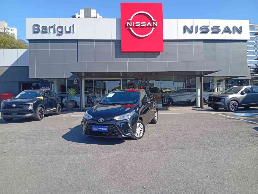 toyota yaris 1.5 16v flex xl multidrive 4p automatico 2025