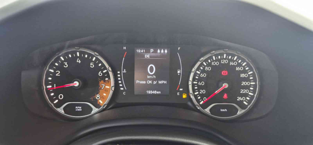 renegade sport 1.8 16v at6 flex automatico 2019/19