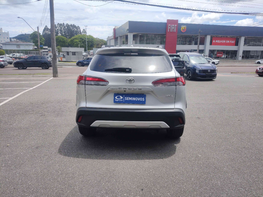 orolla cross xre 2.0 vvt-ie 16v cvt5