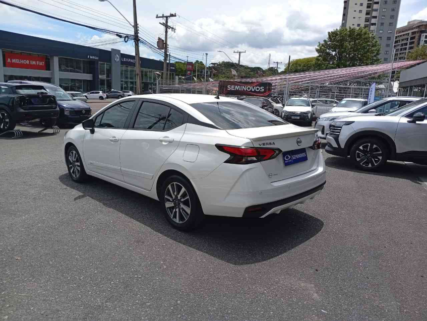 nissan versa 1.6 16v flex sr xtronic 4p automatico 20254