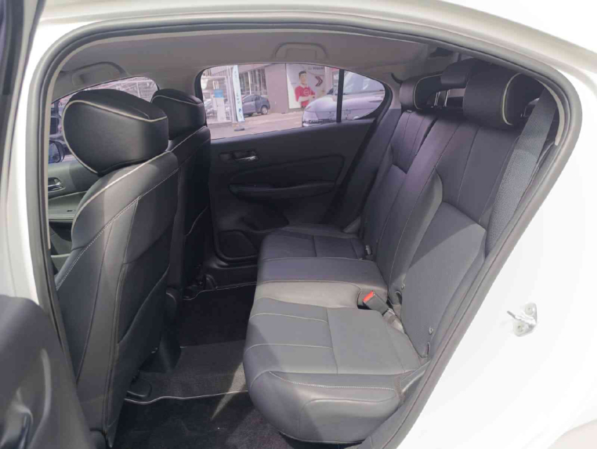 honda city  hatch exl 1.5 16v cvt flex automatico12