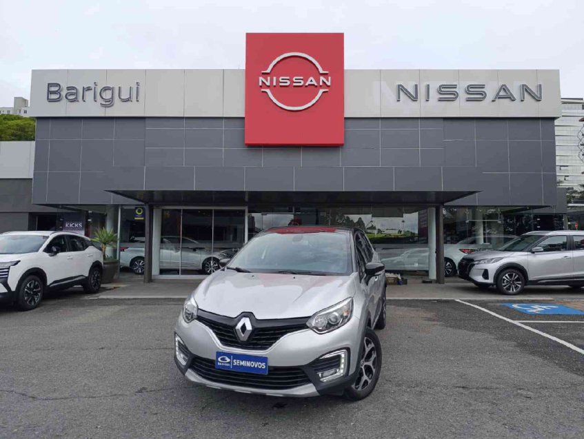 captur intense 2.0 16v at  flex 2017/1818