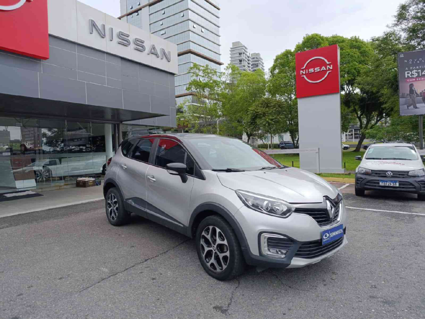 captur intense 2.0 16v at  flex 2017/18