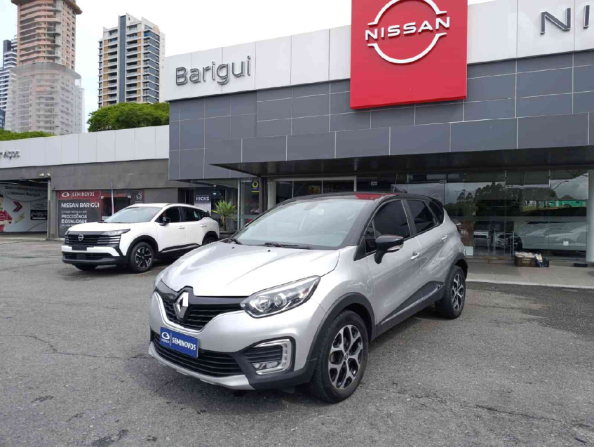 captur intense 2.0 16v at  flex 2017/182