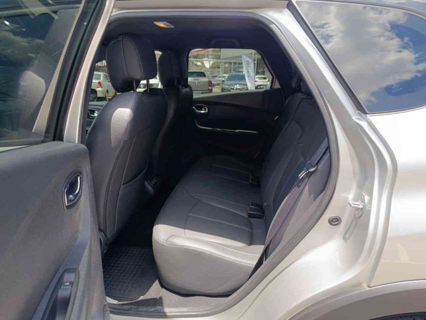 captur iconic 1.3 16v tce cvt x-tronic flex automatico 2021/2211